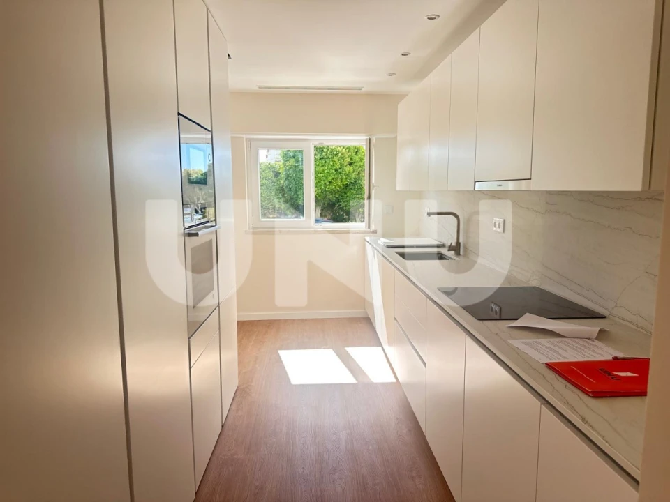 Apartamento T1 para Venda em Cascais e Estoril Foto 2