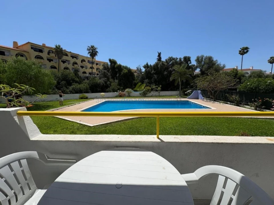 Apartamento T1 para Venda em Albufeira e Olhos de Água Foto 3