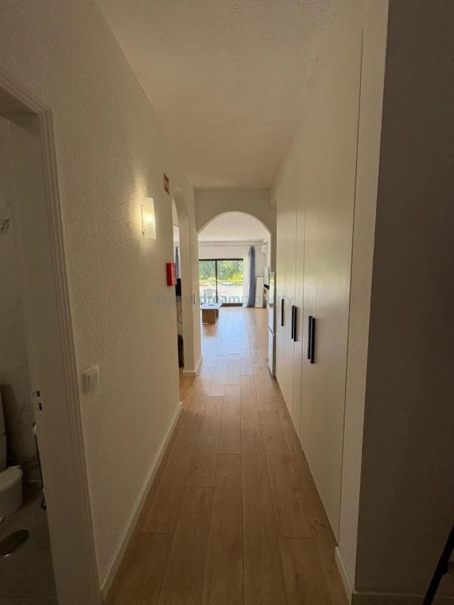 Apartamento T1 para Venda em Albufeira e Olhos de Água Foto 10