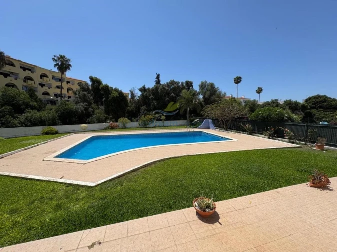 Apartamento T1 para Venda em Albufeira e Olhos de Água Foto 12
