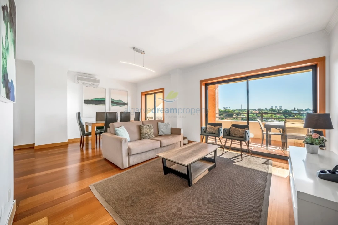 Apartamento T2 para Venda em Albufeira e Olhos de Água Foto 1