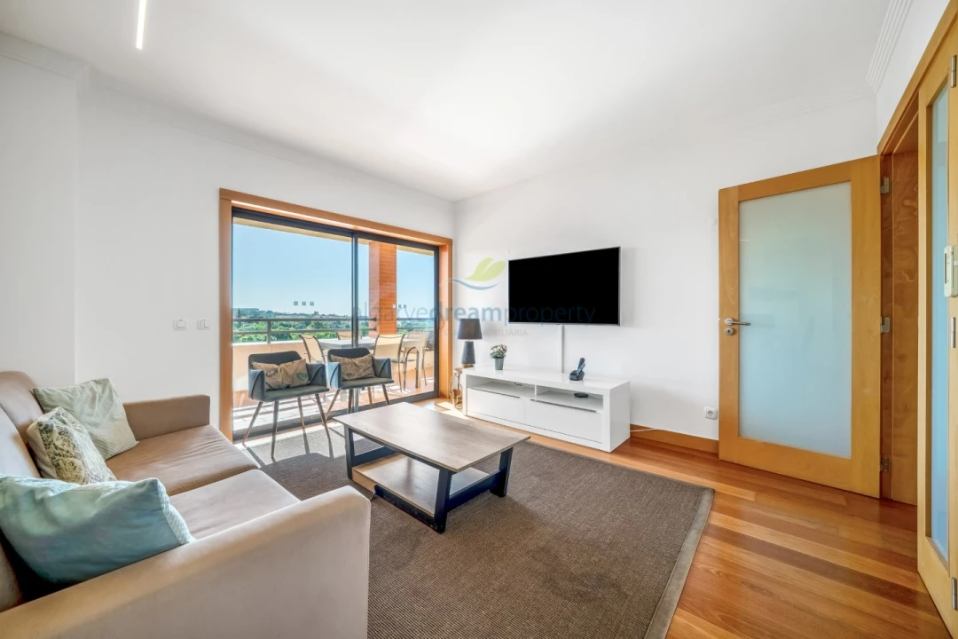 Apartamento T2 para Venda em Albufeira e Olhos de Água Foto 2