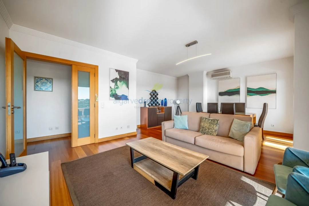 Apartamento T2 para Venda em Albufeira e Olhos de Água Foto 4