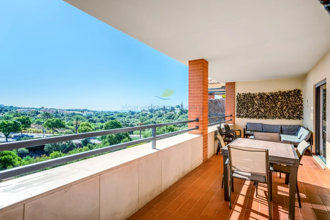 Apartamento T2 para Venda em Albufeira e Olhos de Água Foto 7