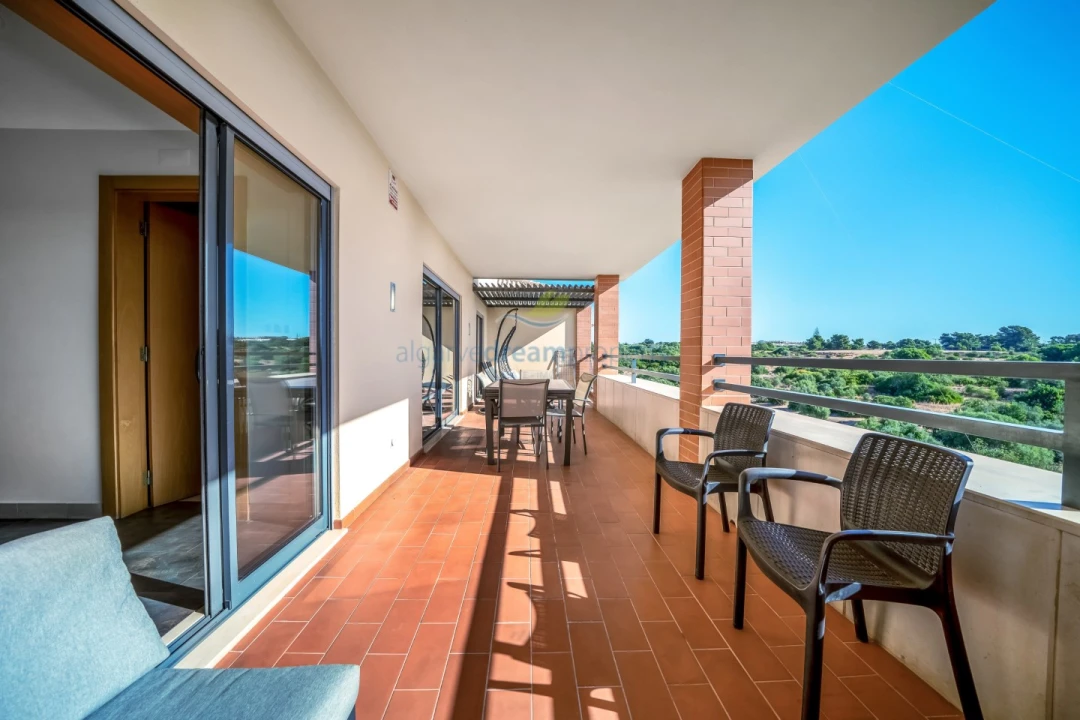 Apartamento T2 para Venda em Albufeira e Olhos de Água Foto 8