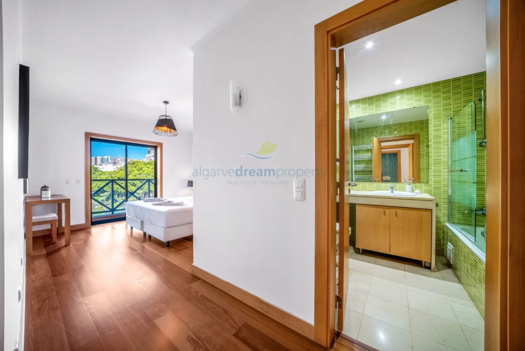 Apartamento T2 para Venda em Albufeira e Olhos de Água Foto 15