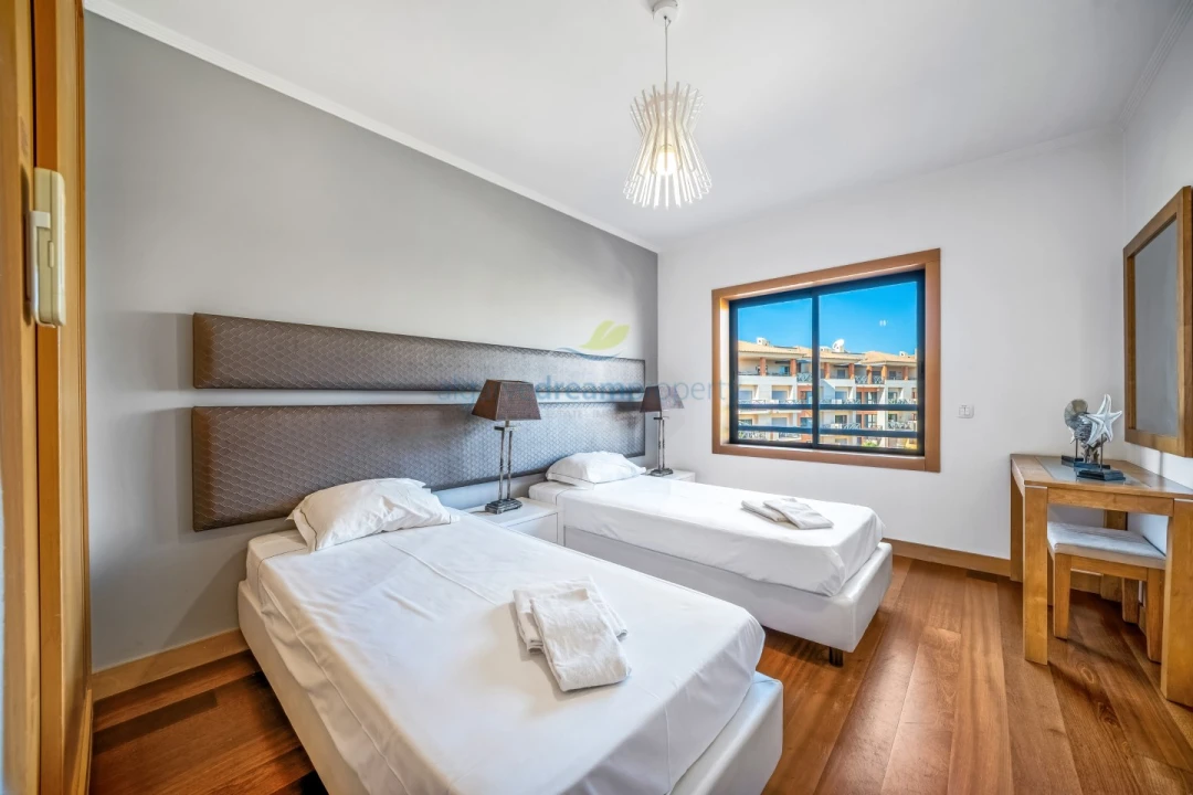 Apartamento T2 para Venda em Albufeira e Olhos de Água Foto 18