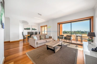 Apartamento T2 para Venda em Albufeira e Olhos de Água