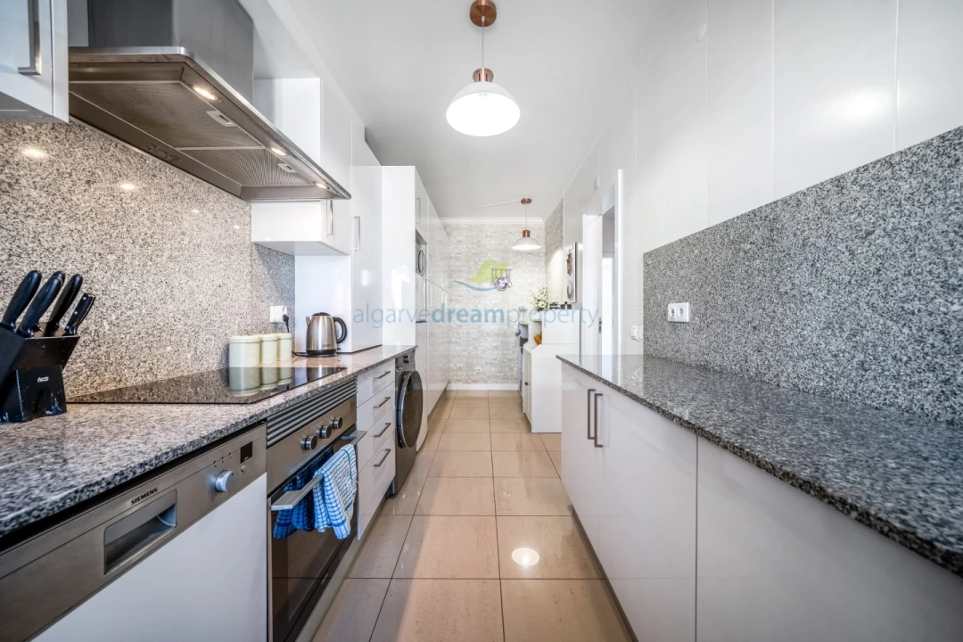 Moradia T2 para Venda em Albufeira e Olhos de Água Foto 11