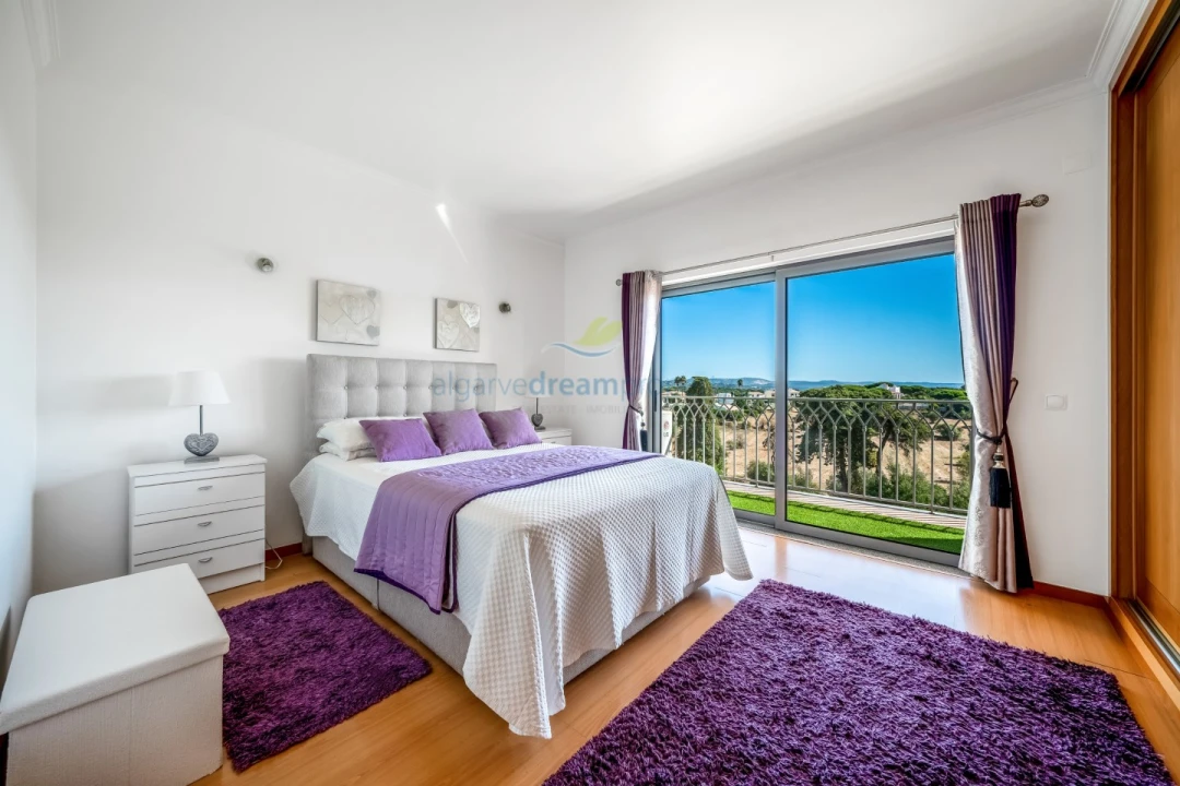 Moradia T2 para Venda em Albufeira e Olhos de Água Foto 14