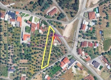 Terreno para Venda em Caxarias