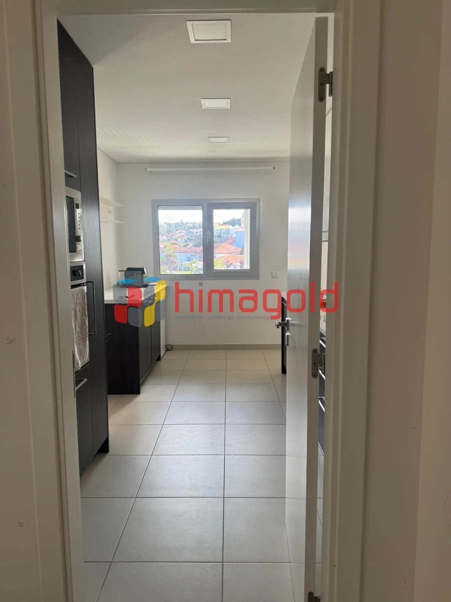 Apartamento T3 para Venda em Leiria, Pousos, Barreira e Cortes Foto 17