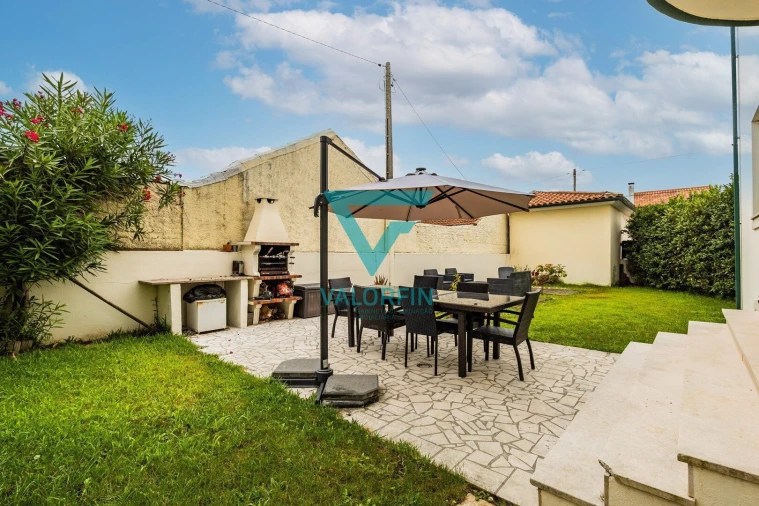 Moradia T4 para Venda em Marinha Grande Foto 12