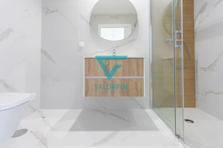 Apartamento T3 para Venda em Parceiros e Azoia Foto 17