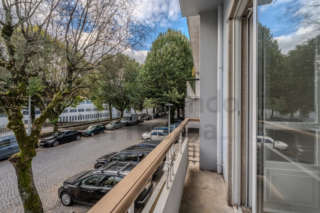 Apartamento T2 para Arrendamento em São Vitor (Braga) Foto 3