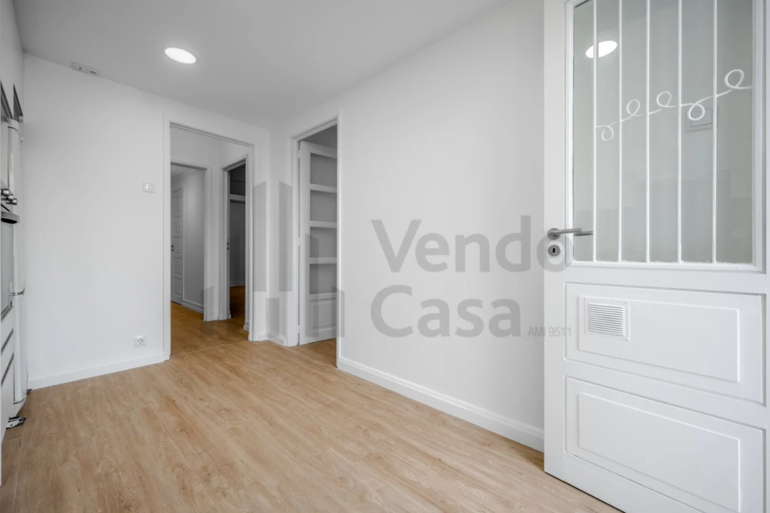 Apartamento T2 para Arrendamento em São Vitor (Braga) Foto 13