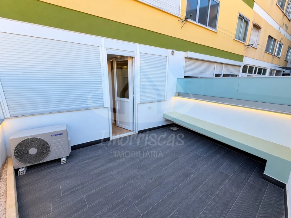 Apartamento para Venda em Sacavém e Prior Velho Foto 20