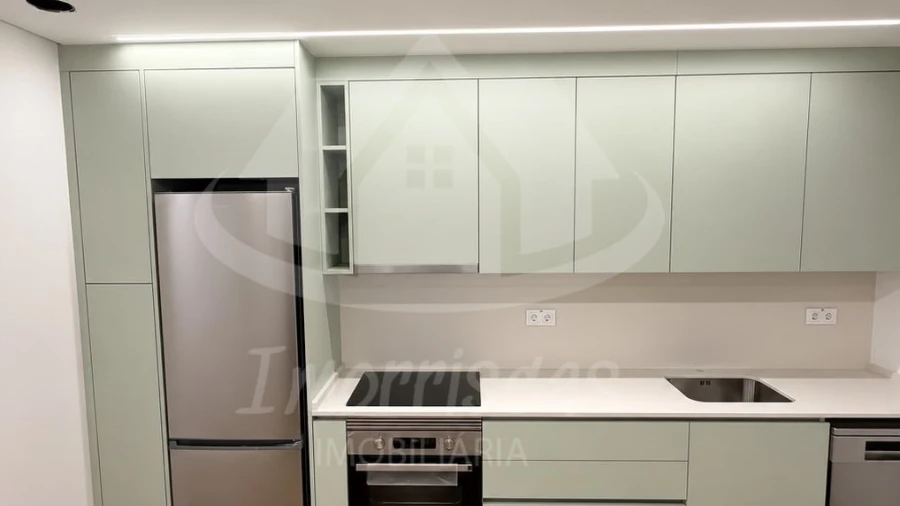 Apartamento para Venda em Sacavém e Prior Velho