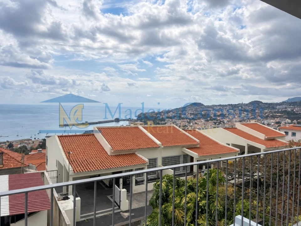 Apartamento T2 para Venda em Funchal (Santa Maria Maior) Foto 14