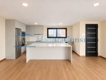 Apartamento T2 para Venda em Funchal (Santa Maria Maior)