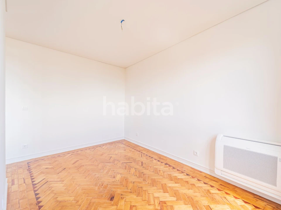Apartamento T2 para Arrendamento em São Vicente Foto 10