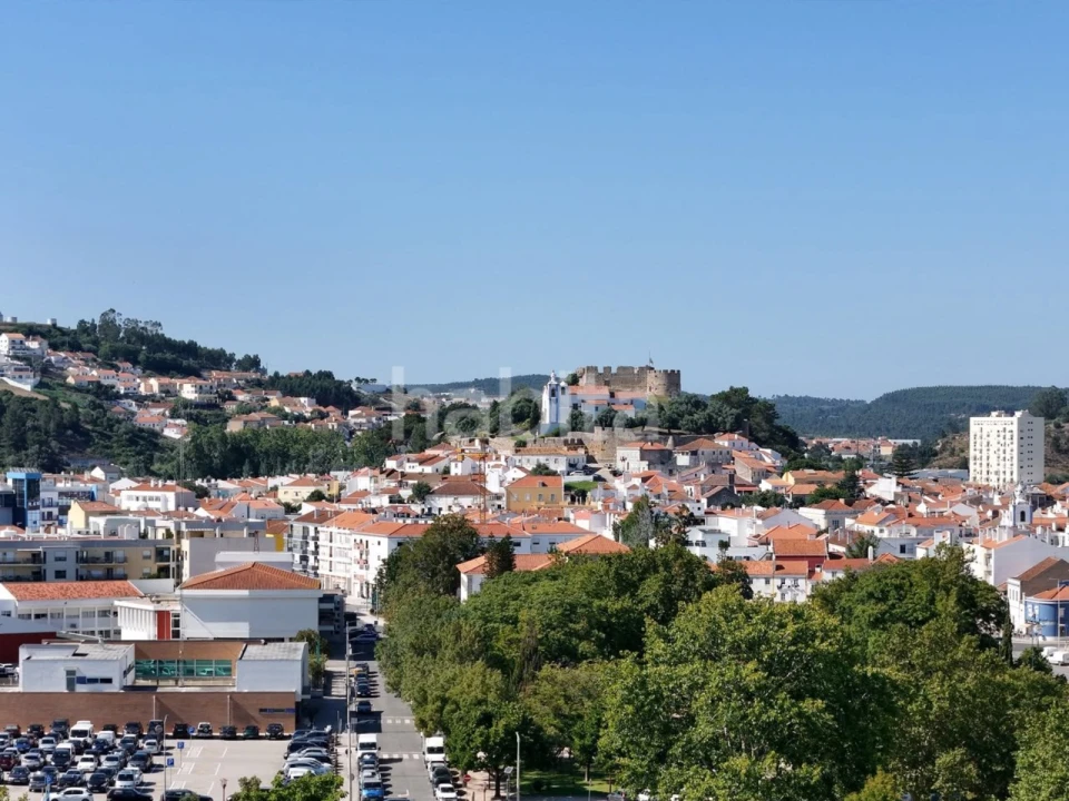Apartamento T2 para Venda em Santa Maria, São Pedro e Matacães Foto 17