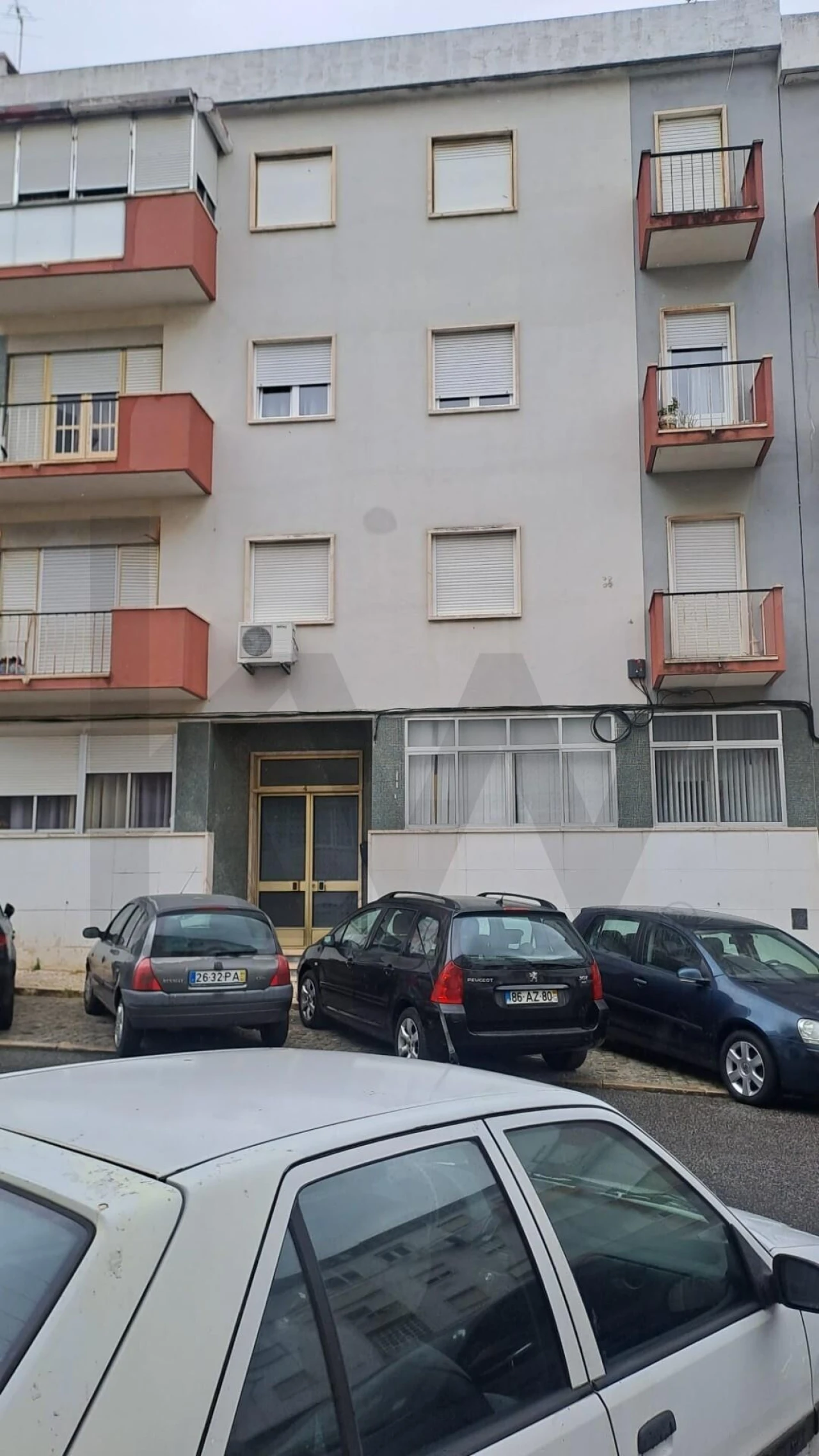 Apartamento T3 para Venda em Póvoa de Santo Adrião e Olival Basto Foto 1