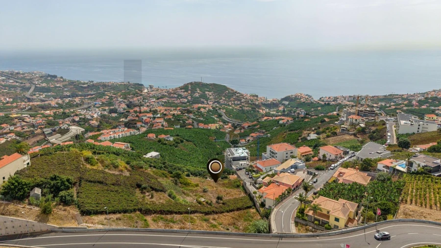 Terreno para Venda em Estreito de Camara de Lobos Foto 2