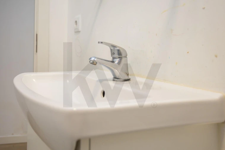 Apartamento T1 para Venda em Moita Foto 6