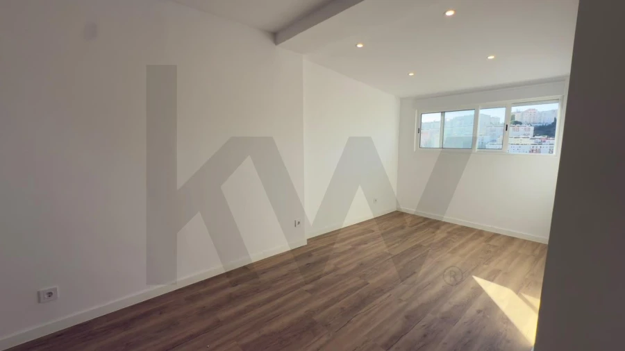 Apartamento T2 para Venda em Queluz e Belas