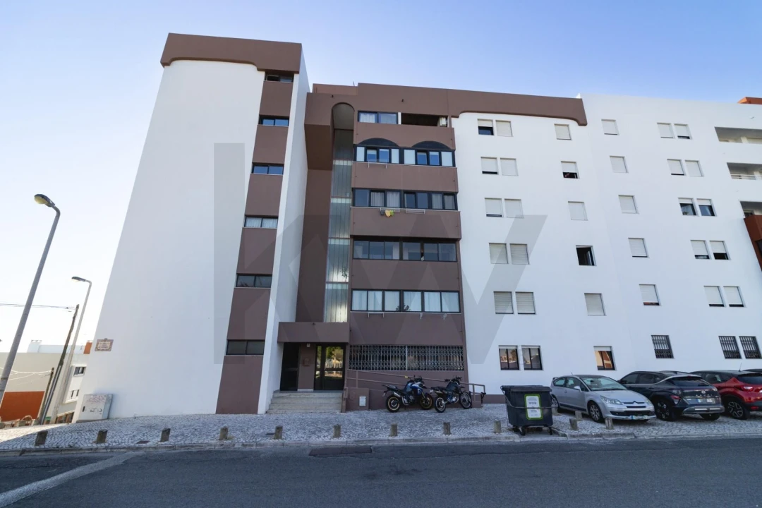 Apartamento T3 para Venda em São Domingos de Rana Foto 20
