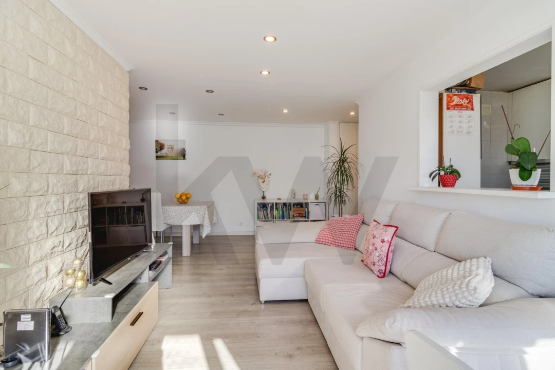 Apartamento T3 para Venda em São Domingos de Rana Foto 6