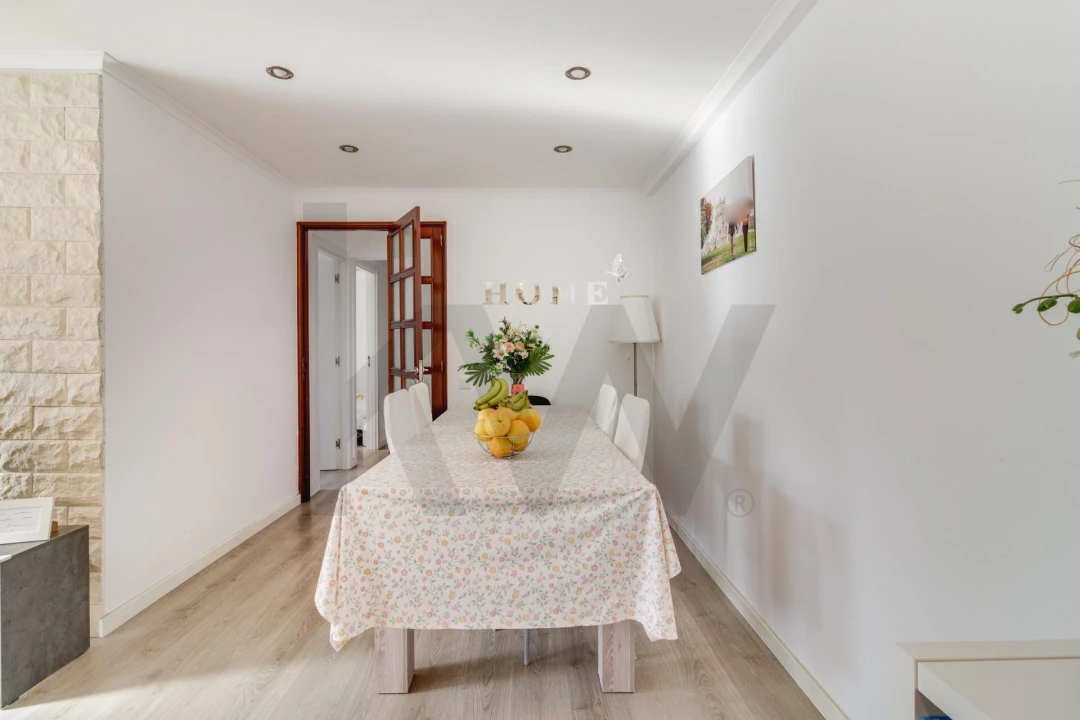 Apartamento T3 para Venda em São Domingos de Rana Foto 7