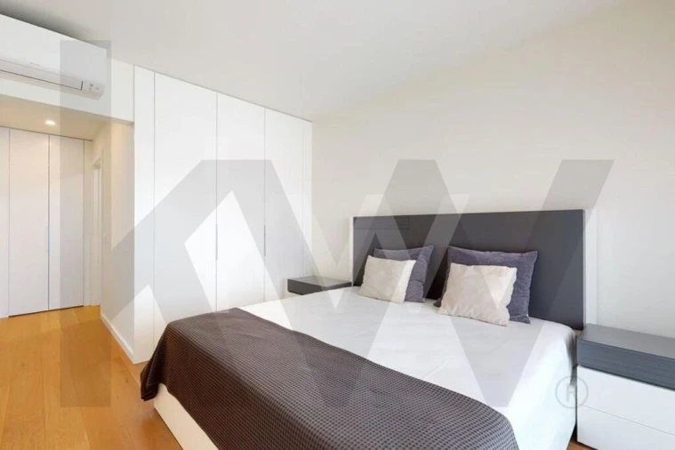 Apartamento T2 para Arrendamento em Carcavelos e Parede Foto 12