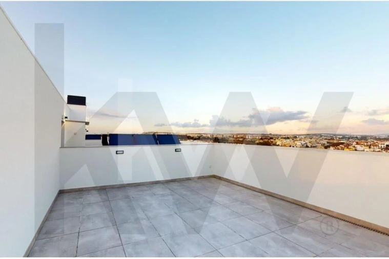 Apartamento T2 para Arrendamento em Carcavelos e Parede Foto 16