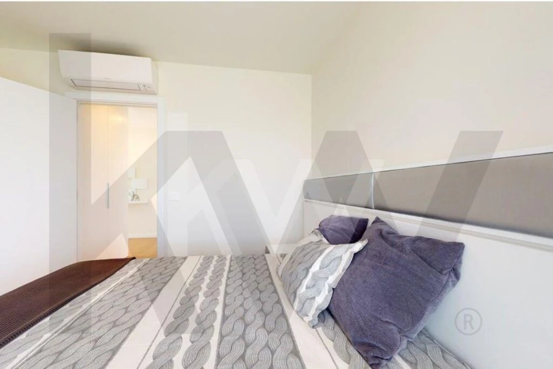 Apartamento T2 para Arrendamento em Carcavelos e Parede Foto 9