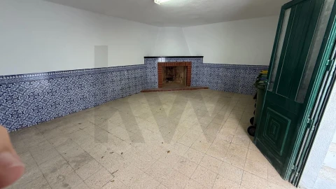 Moradia T5 para Venda em Amora