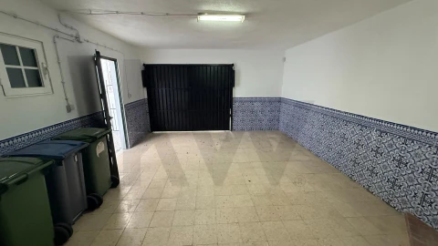 Moradia T5 para Venda em Amora