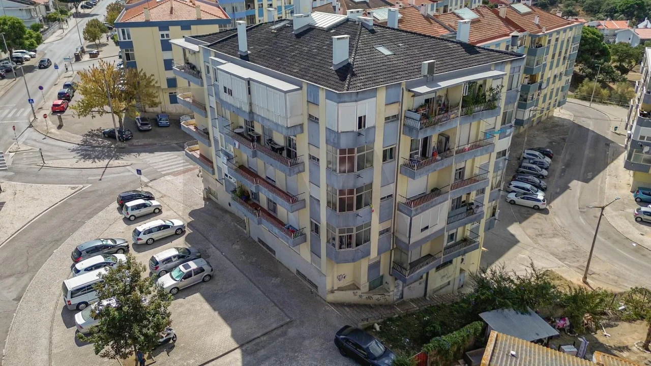 Apartamento T3 para Venda em Amora Foto 53