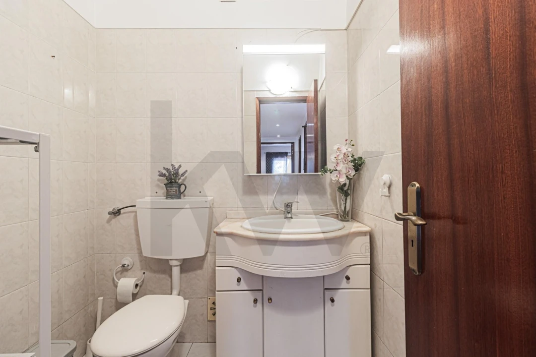 Apartamento T3 para Venda em Amora Foto 32