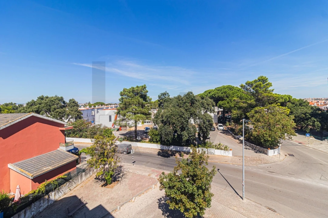Apartamento T3 para Venda em Amora Foto 31