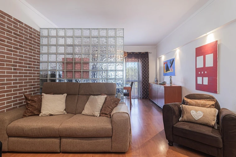 Apartamento T3 para Venda em Amora Foto 4