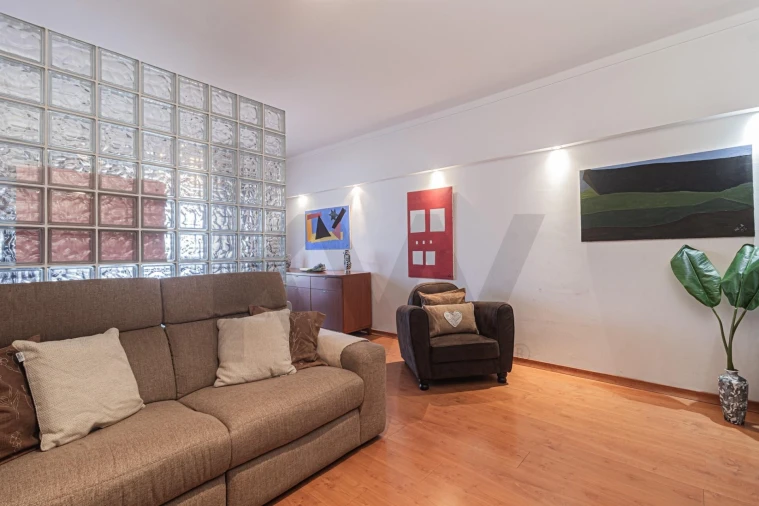 Apartamento T3 para Venda em Amora Foto 5