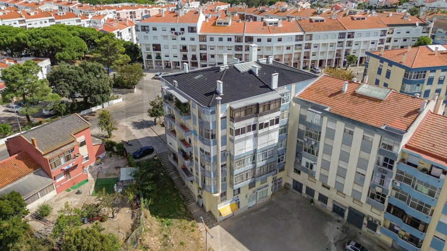 Apartamento T3 para Venda em Amora Foto 55