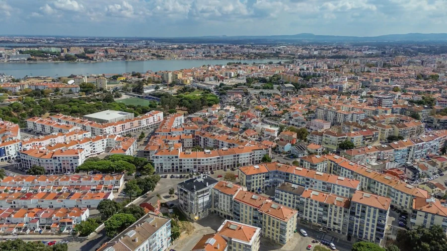 Apartamento T3 para Venda em Amora Foto 51
