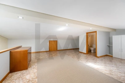 Moradia T4 para Venda em Este (São Pedro e São Mamede)