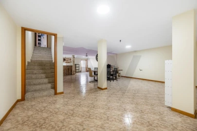 Moradia T4 para Venda em Este (São Pedro e São Mamede)