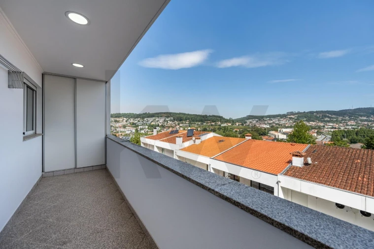 Moradia T4 para Venda em Este (São Pedro e São Mamede) Foto 11