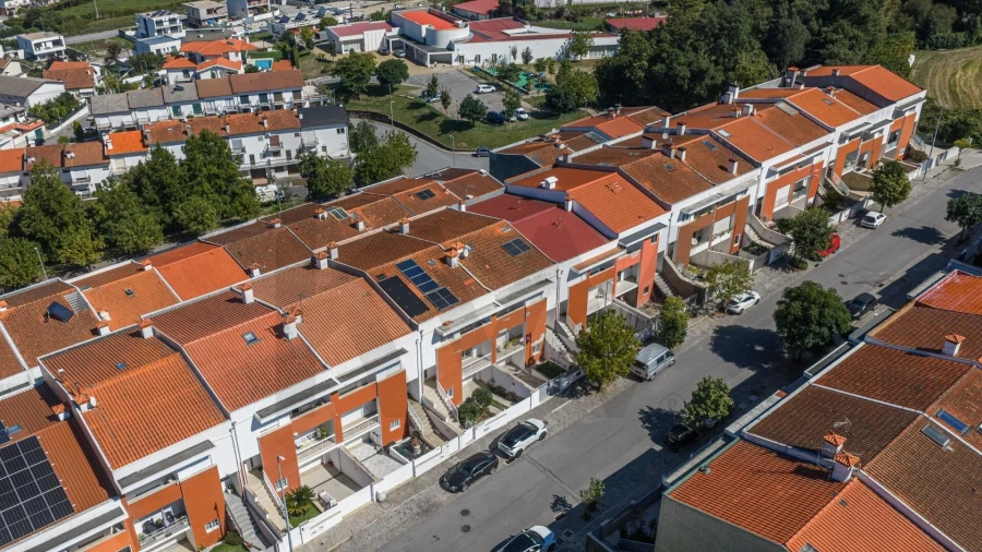 Moradia T4 para Venda em Este (São Pedro e São Mamede) Foto 42