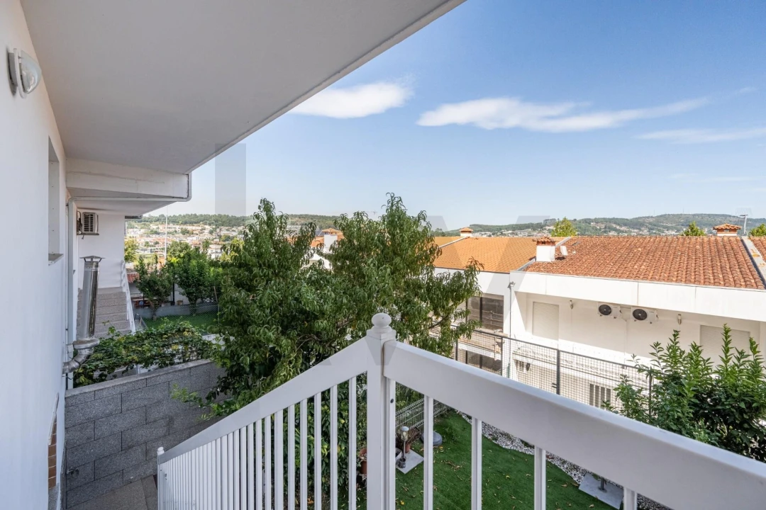 Moradia T4 para Venda em Este (São Pedro e São Mamede) Foto 46